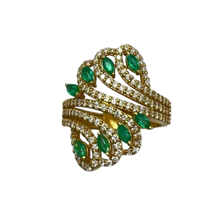 Bague Cocktail en or rose, émeraudes et diamants - Image 3