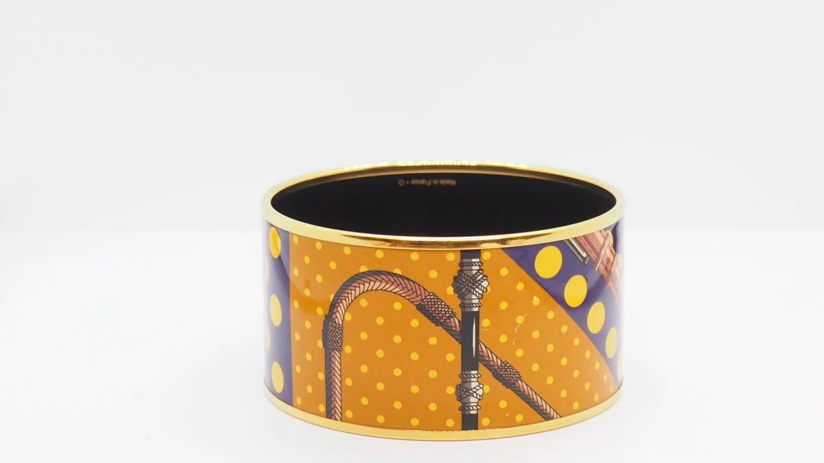 Bracelet Manchette HERMÈS en métal doré émaillé - Image 5