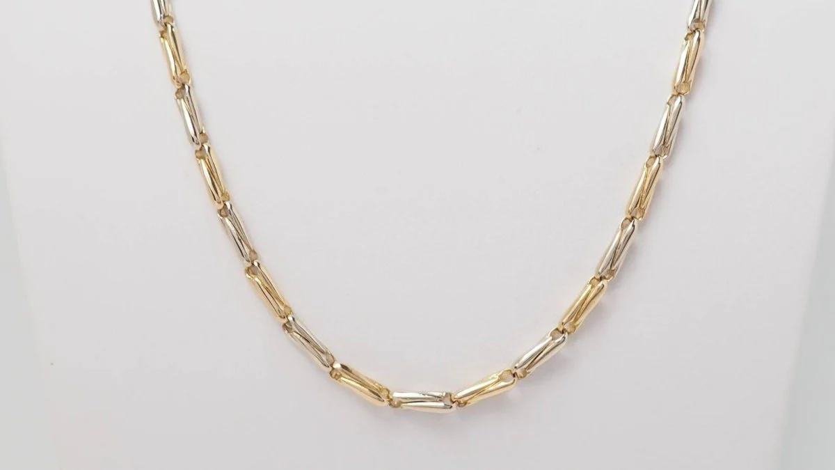Collier Sautoir Cartier en or jaune grain d' avoine - Image 3