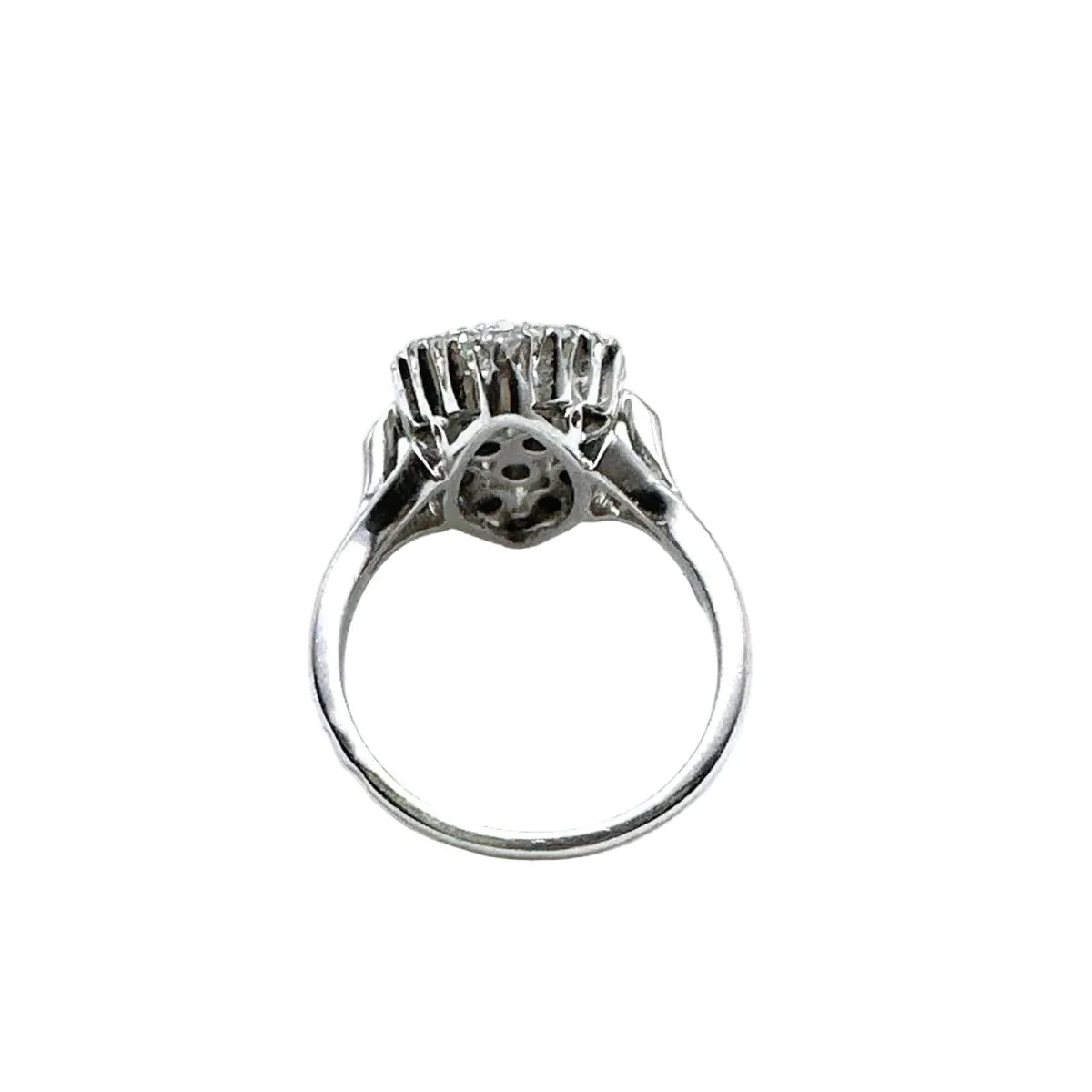 Bague Marquise en or blanc et diamants - Image 4
