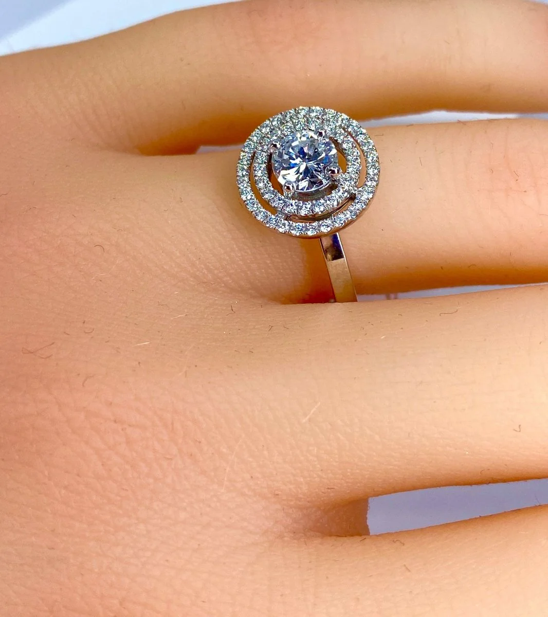 Bague en or blanc 18 carats, diamant couleur E - Image 10