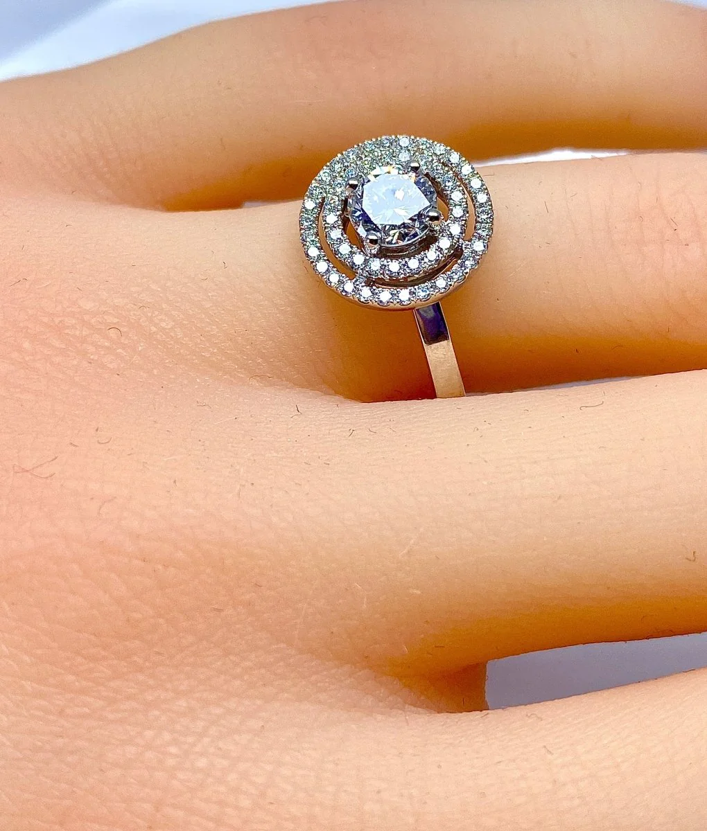 Bague en or blanc 18 carats, diamant couleur E - Image 6