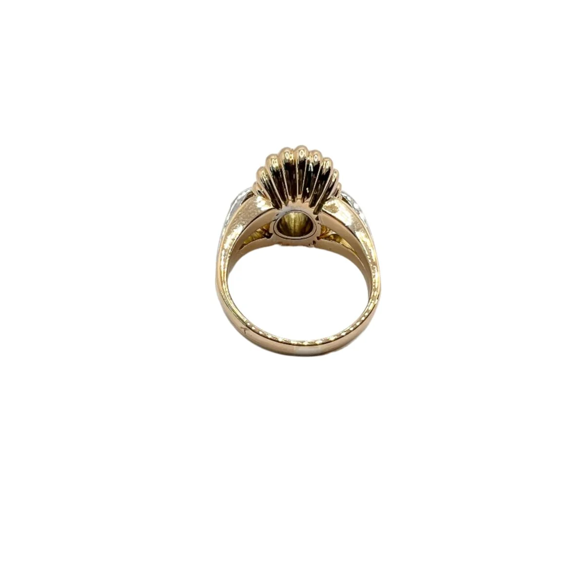 Bague en or jaune et blanc avec diamants - Image 4