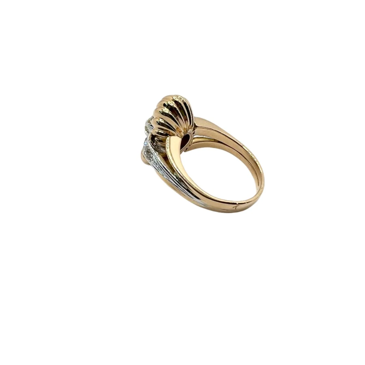 Bague en or jaune et blanc avec diamants - Image 6