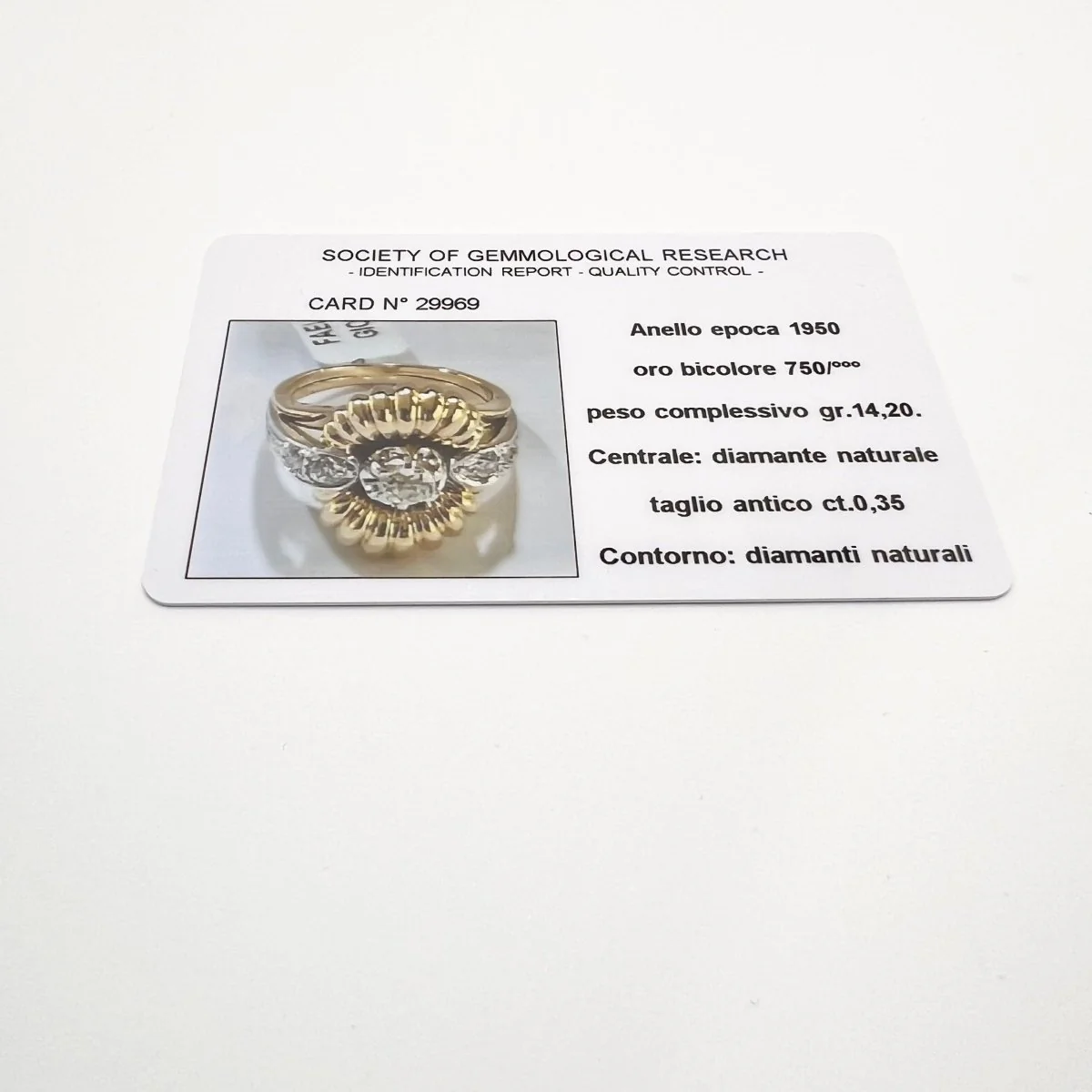 Bague en or jaune et blanc avec diamants - Image 7