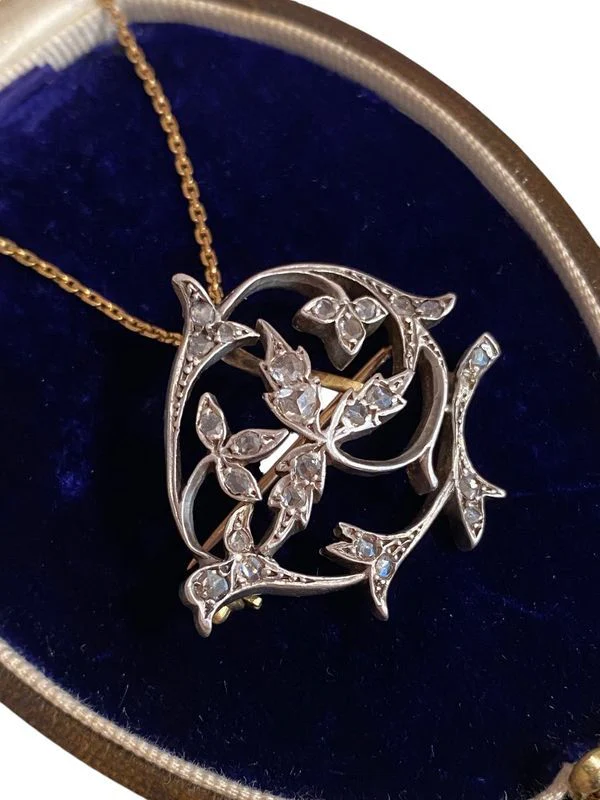 Broche aux motifs végétaux de la fin du XIXème siècle - Image 3