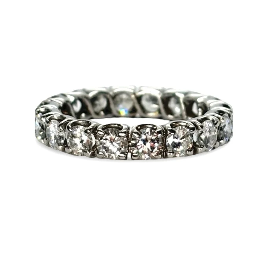 Bague Alliance en or blanc et diamants