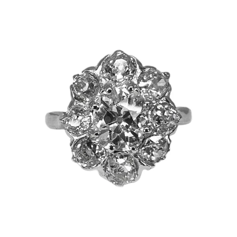 Bague Marguerite en or blanc et diamants - Image 4
