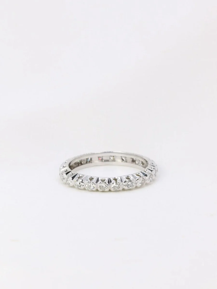Alliance américaine en or blanc et diamants 0,66 ct