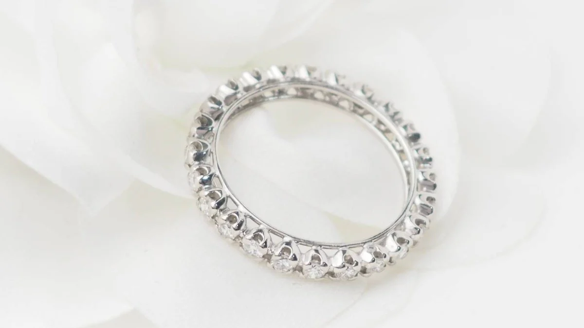 Alliance américaine en or blanc et diamants 1,20ct - Image 5