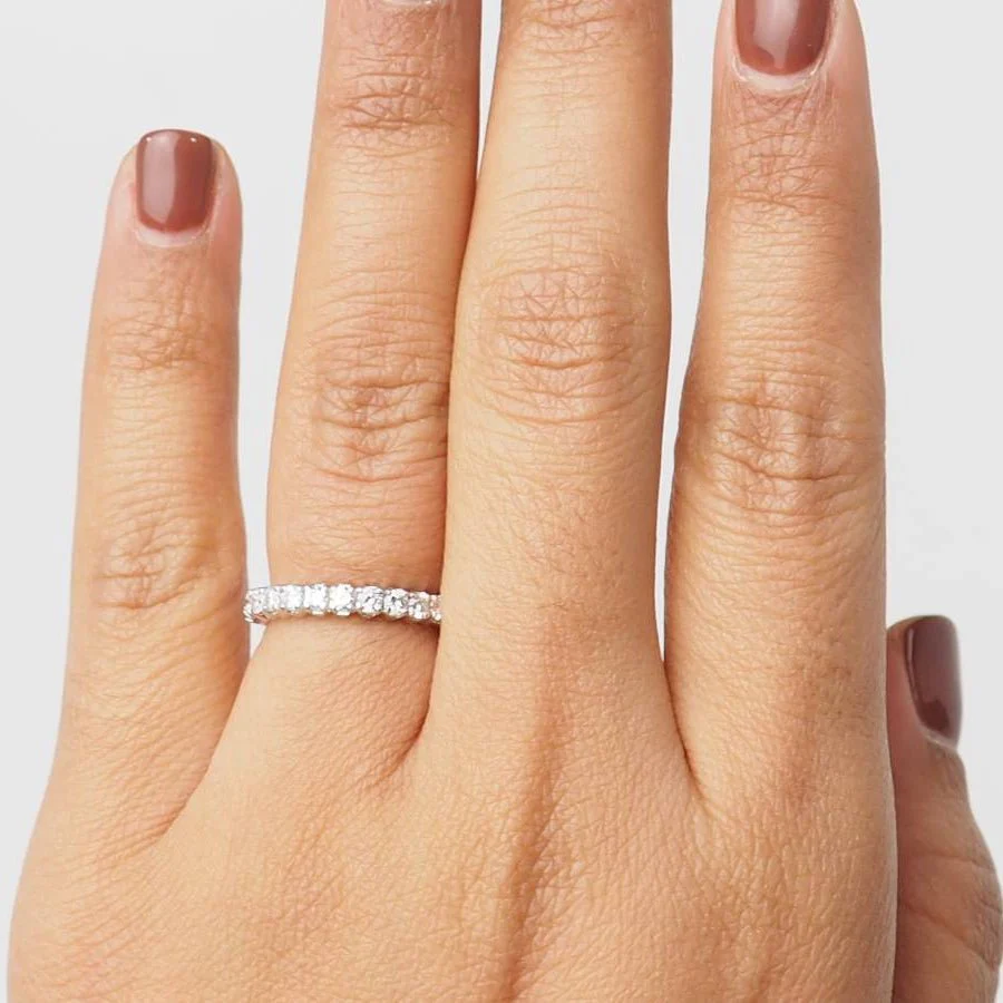 Bague Alliance en or blanc et diamants - Image 3
