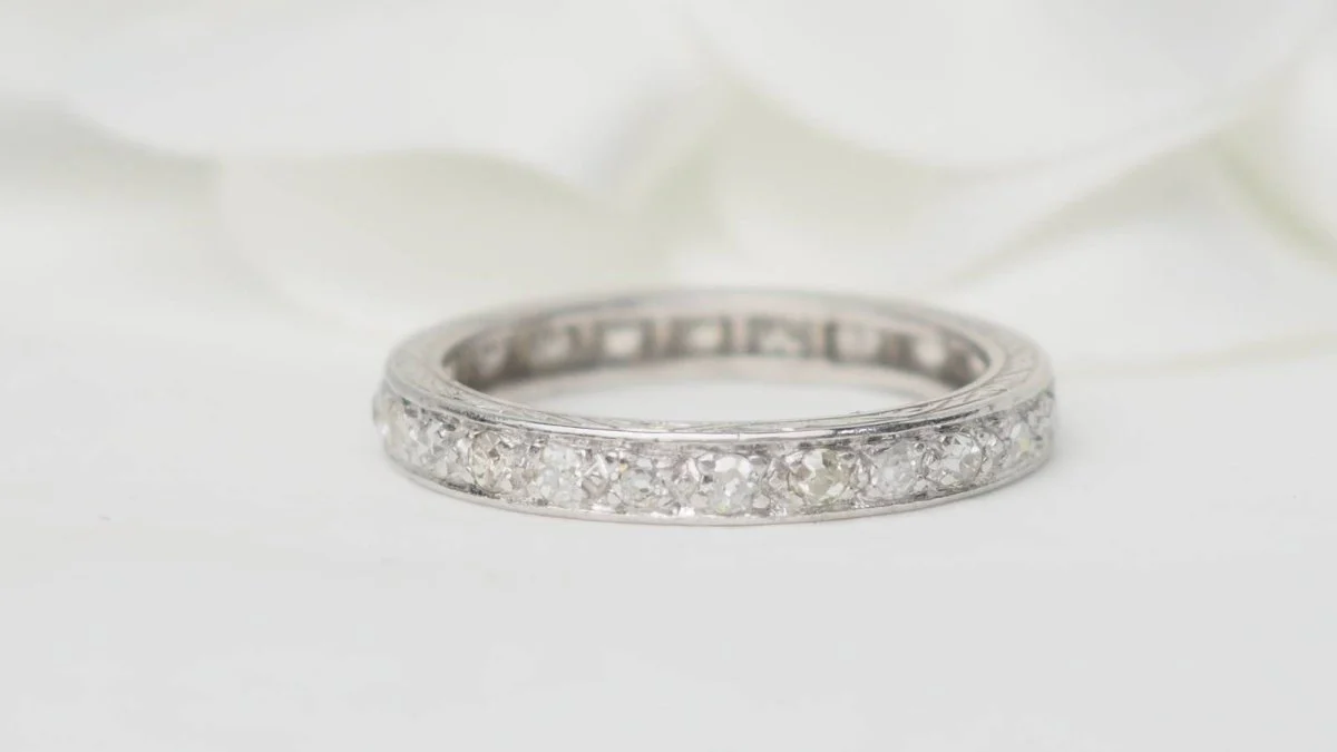 Bague Alliance en platine et diamants - Image 3