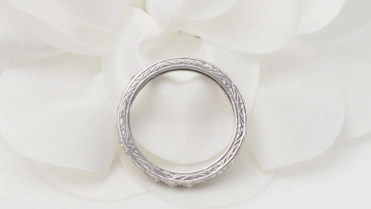 Bague Alliance en platine et diamants - Image 5
