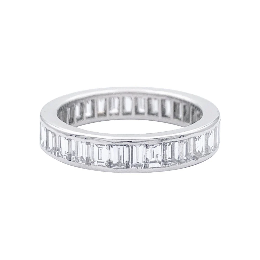 Alliance Cartier, diamants baguette et platine