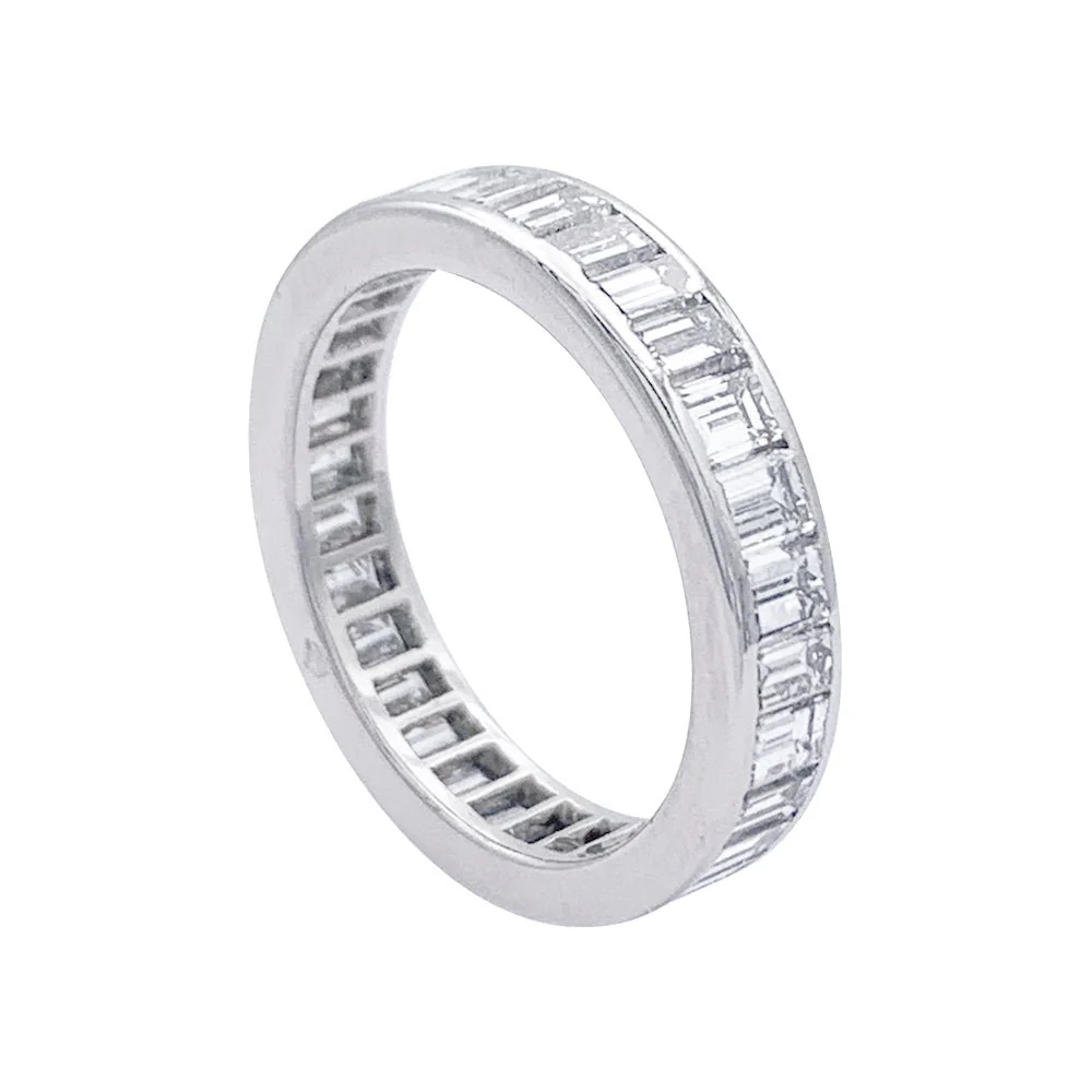Alliance Cartier, diamants baguette et platine - Image 5