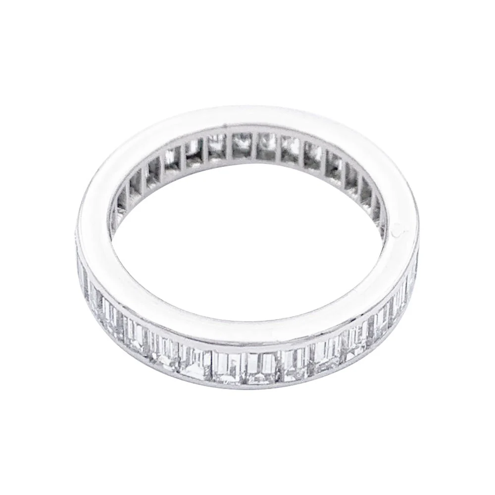 Alliance Cartier, diamants baguette et platine - Image 9