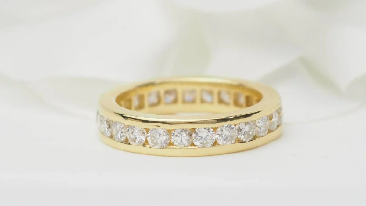 Alliance tour complet en or jaune et diamants - Image 3