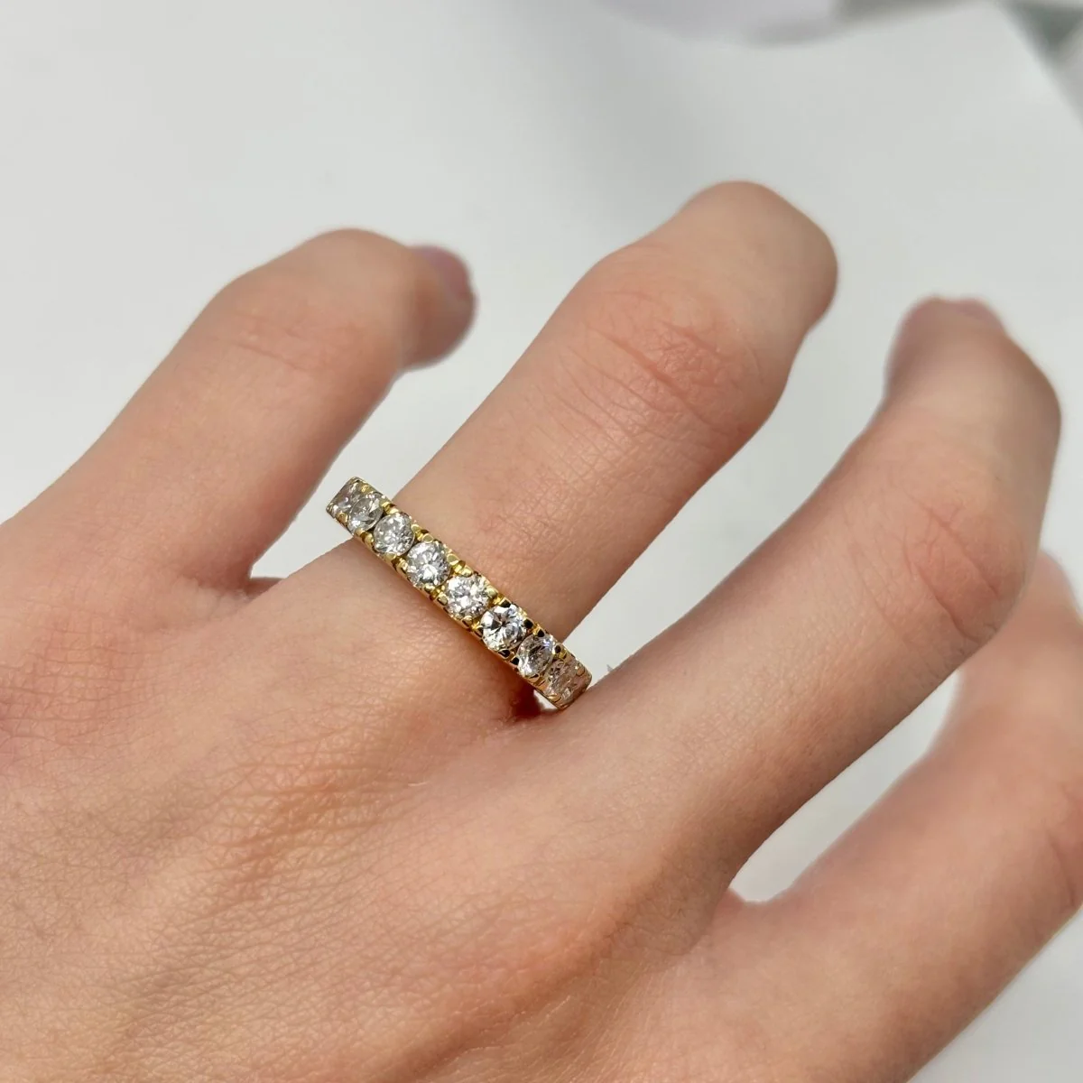 Bague Alliance en or jaune et diamants - Image 2