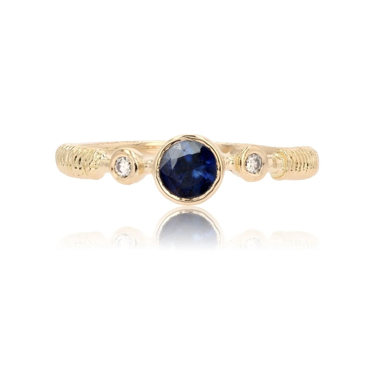 Bague Solitaire en or jaune, saphir et diamant