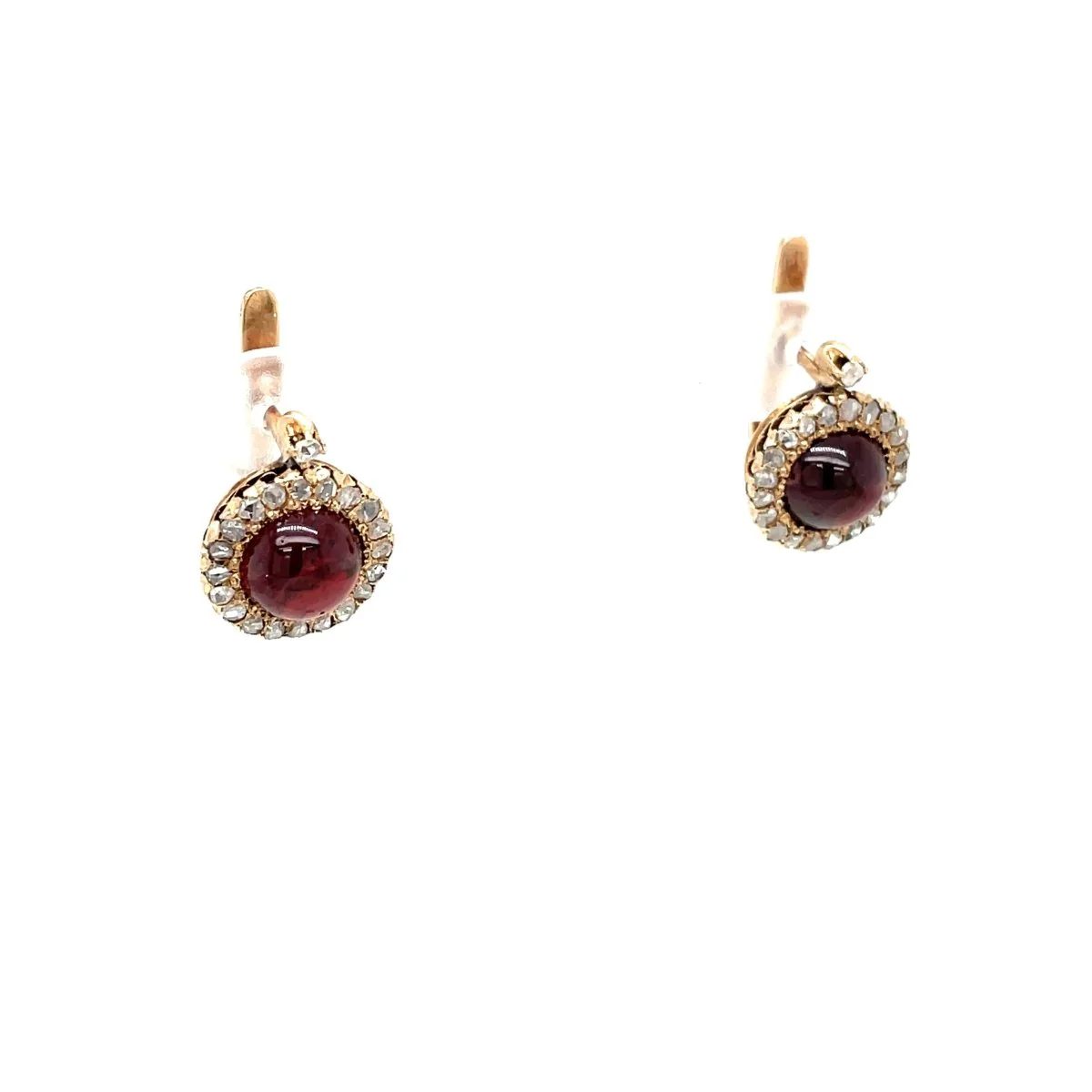 Boucles d'oreilles anciennes en or avec une grappe de grenats et de diamants, datant des années 1900. - Image 4
