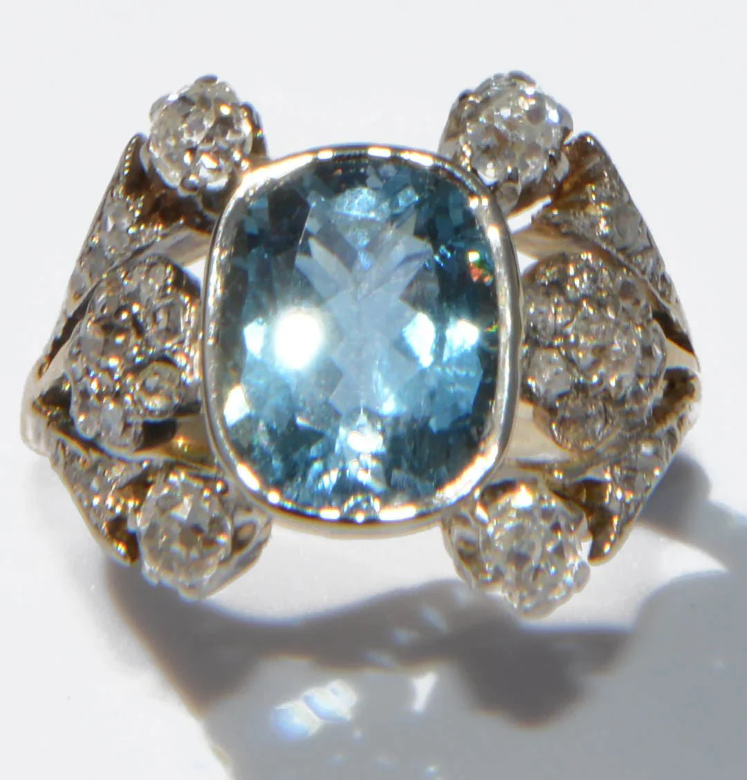 Bague 1910 en or et argent ornée d'une aigue-marine - Image 2