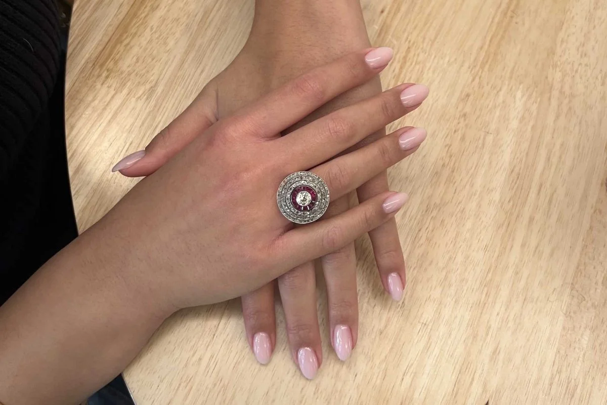 Bague diamants et rubis en or jaune et platine - Image 7