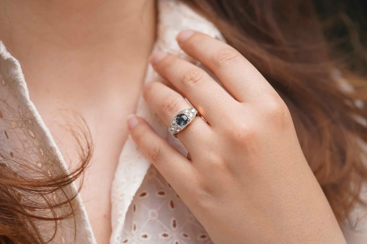 Bague saphir vert en or et platine - Image 2