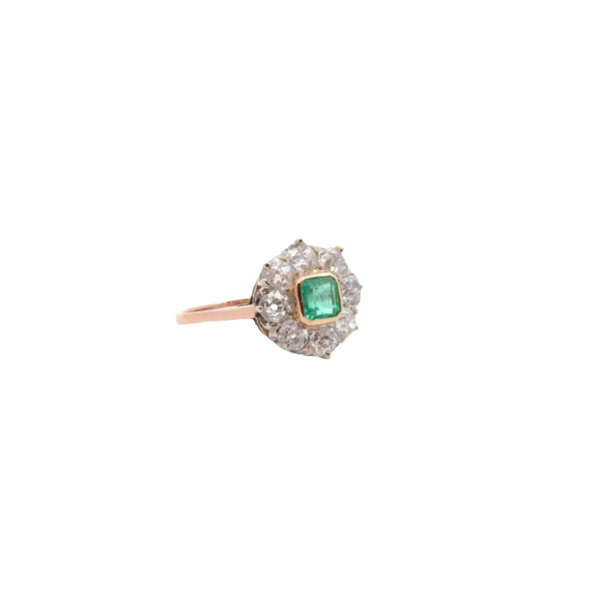 Bague Entourage en or jaune, diamant et émeraude - Image 2