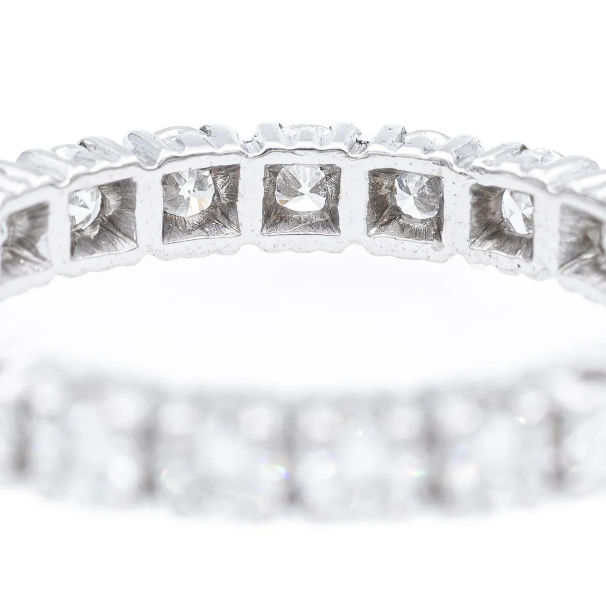 Bague Alliance américaine en or blanc et diamants - Image 4