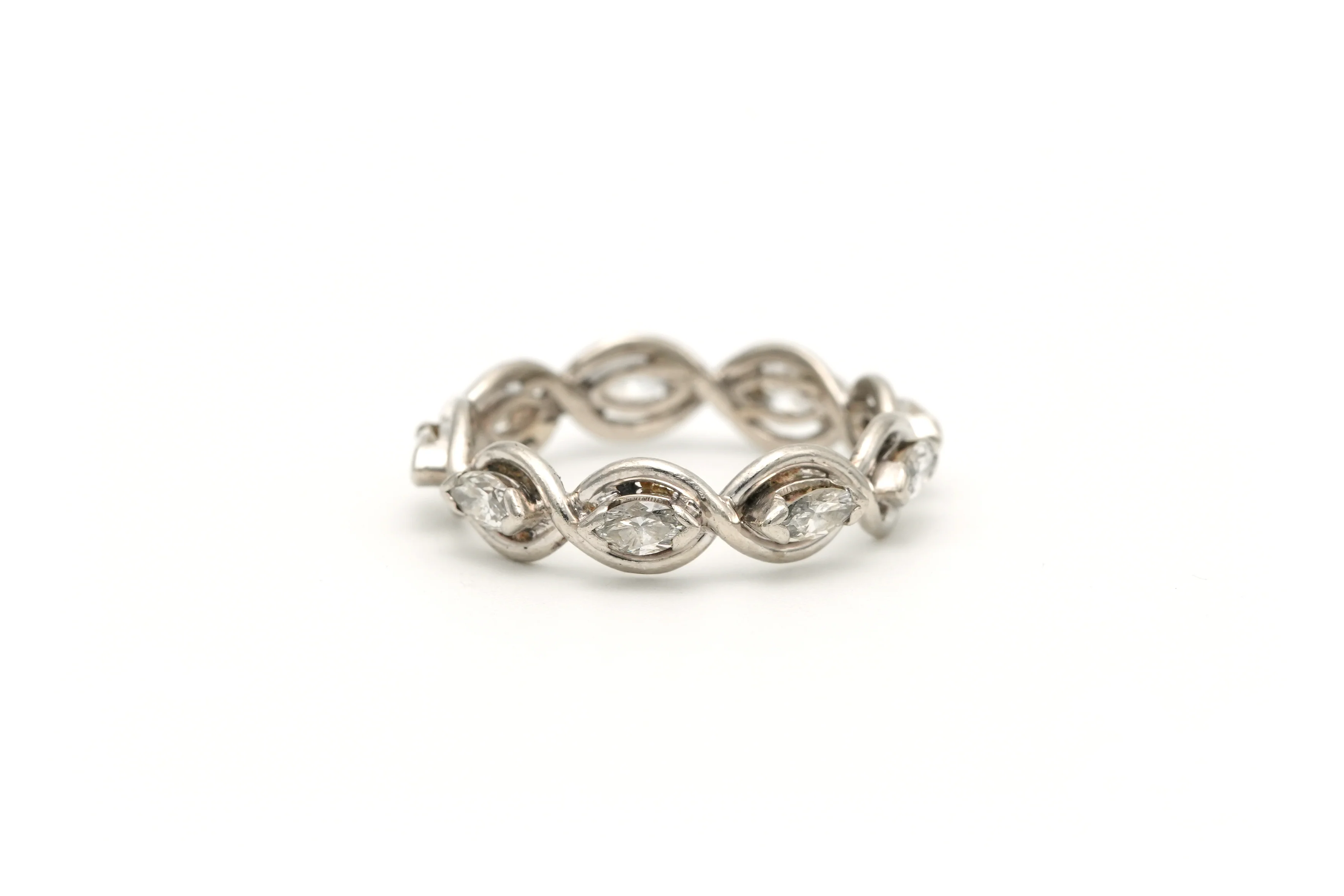 Bague Alliance en blanc, or jaune et diamants