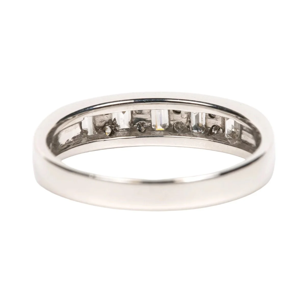 Bague Alliance en or blanc et diamants - Image 4