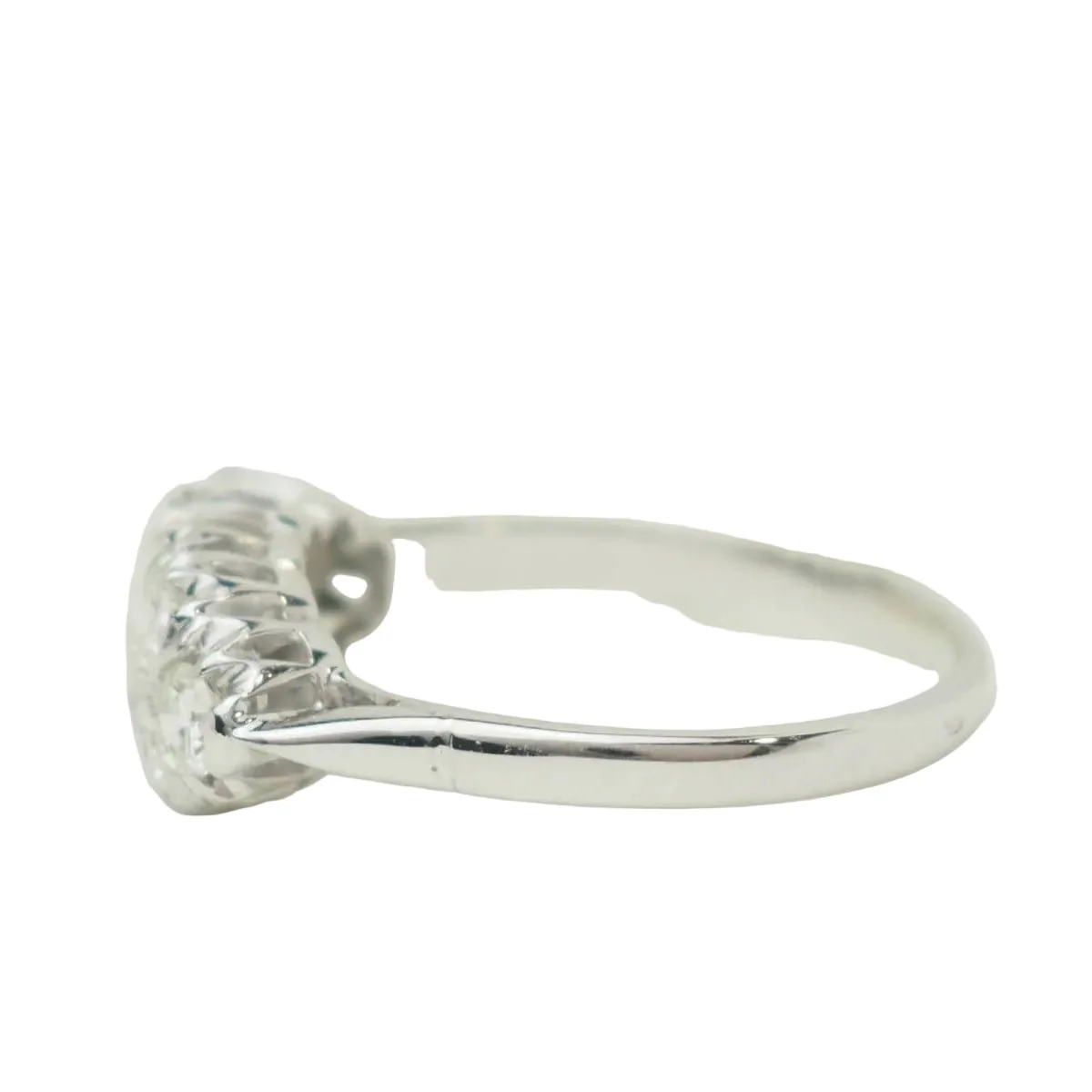 Bague Alliance en or blanc et diamants - Image 4