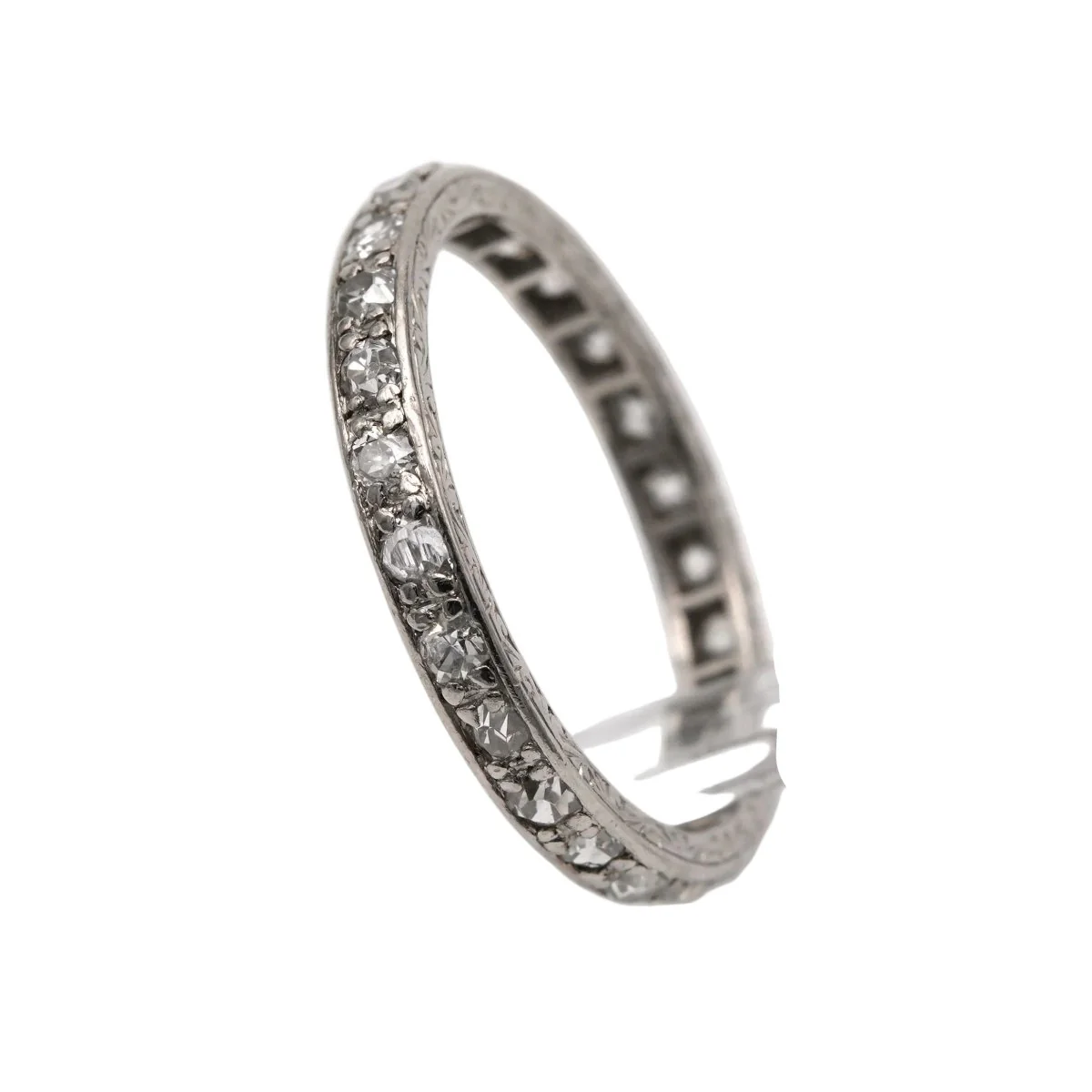 Bague Alliance en or blanc et diamants - Image 4