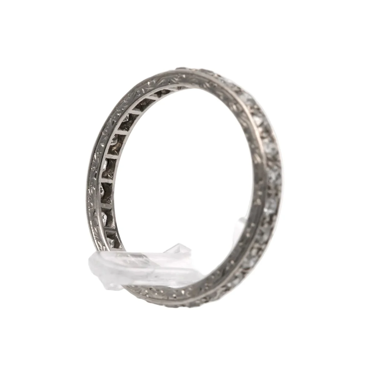 Bague Alliance en or blanc et diamants - Image 6