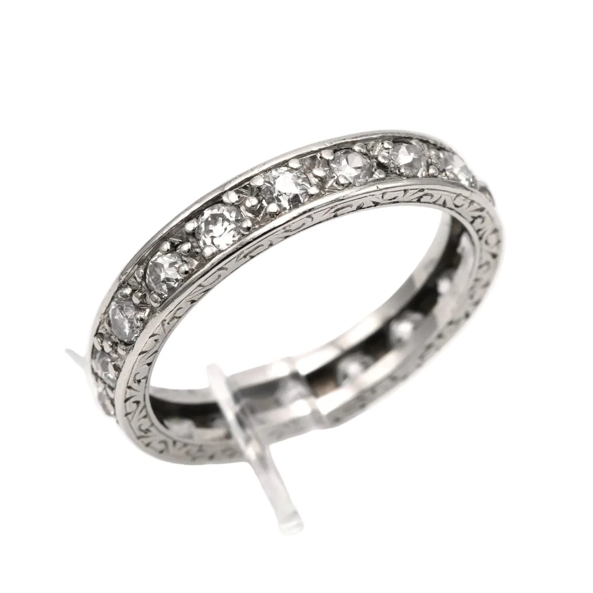 Bague Alliance en or blanc et diamants - Image 6