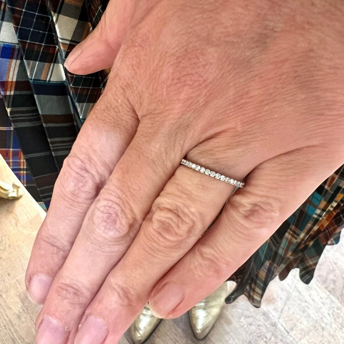 Bague Alliance en or blanc et diamants - Image 2