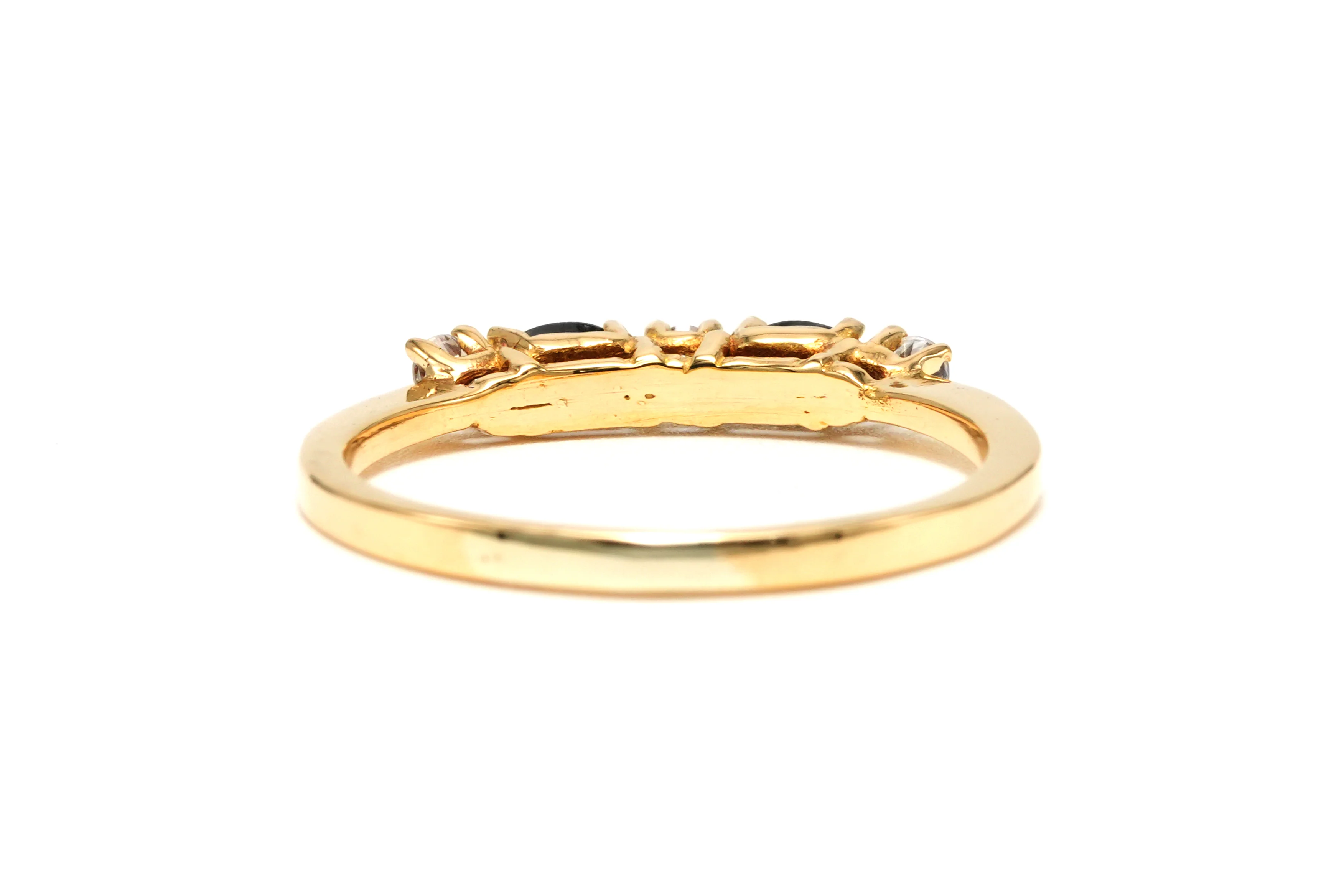 Bague Alliance en or jaune, saphirs et diamants - Image 4