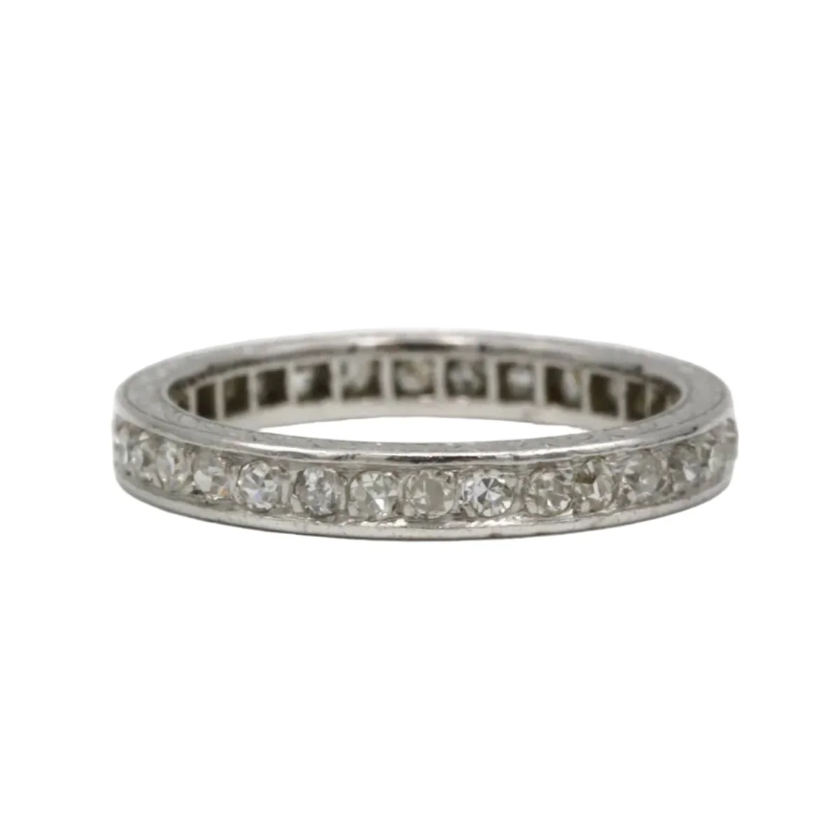 Bague Alliance en platine et diamants