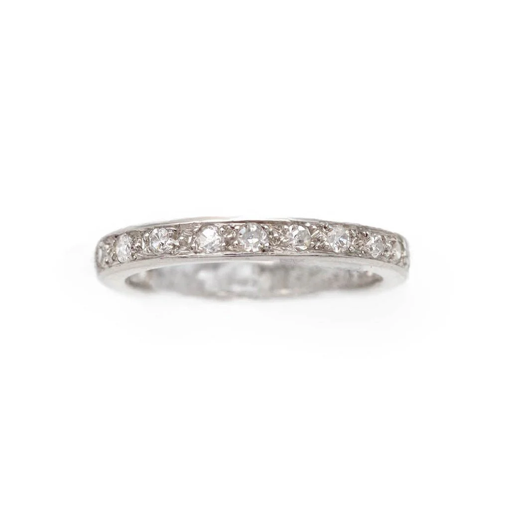 Bague Alliance en platine et diamants