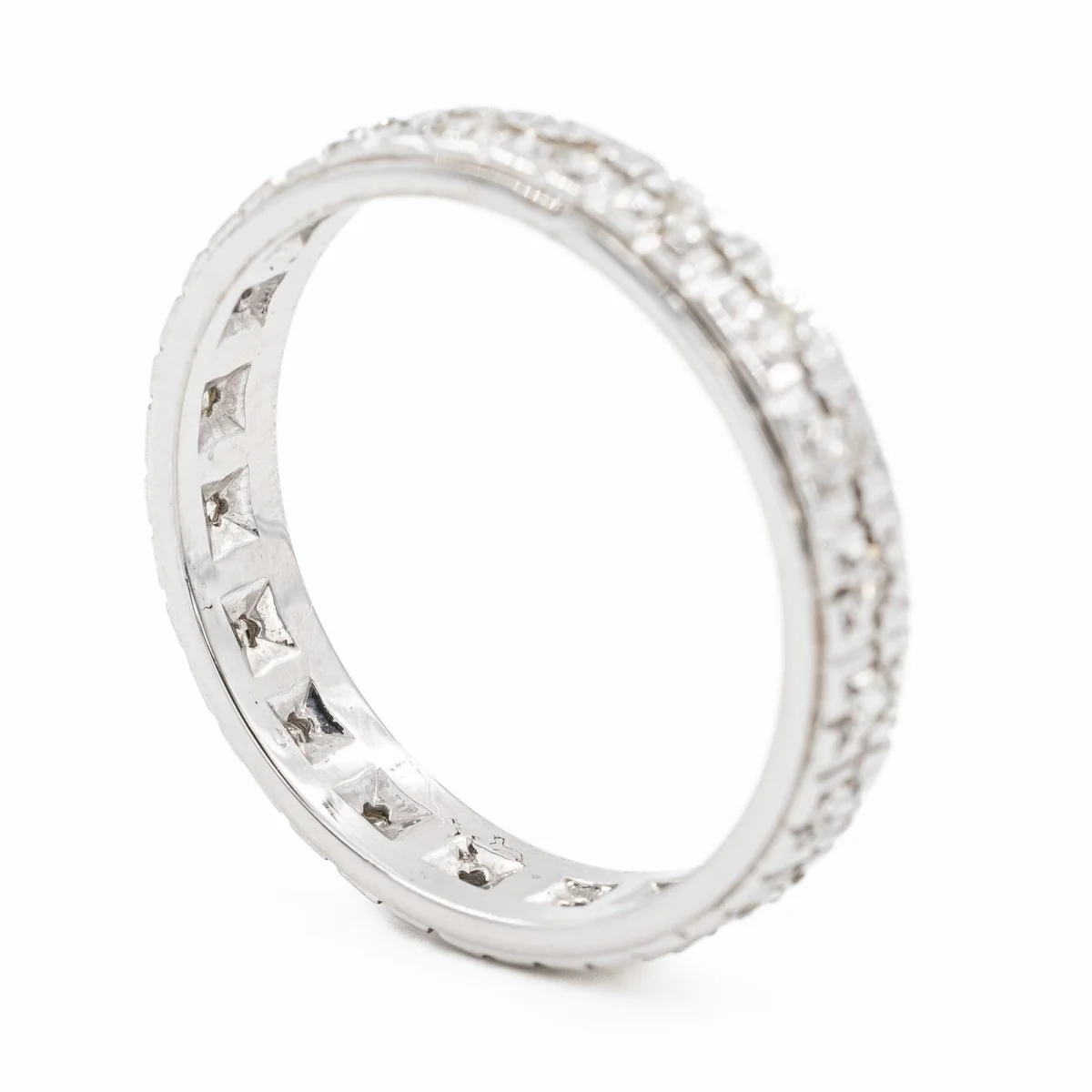 Bague Alliance en or blanc et diamants - Image 5