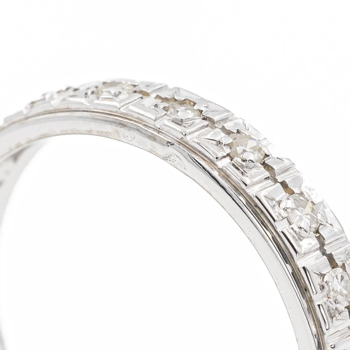 Bague Alliance en or blanc et diamants - Image 6