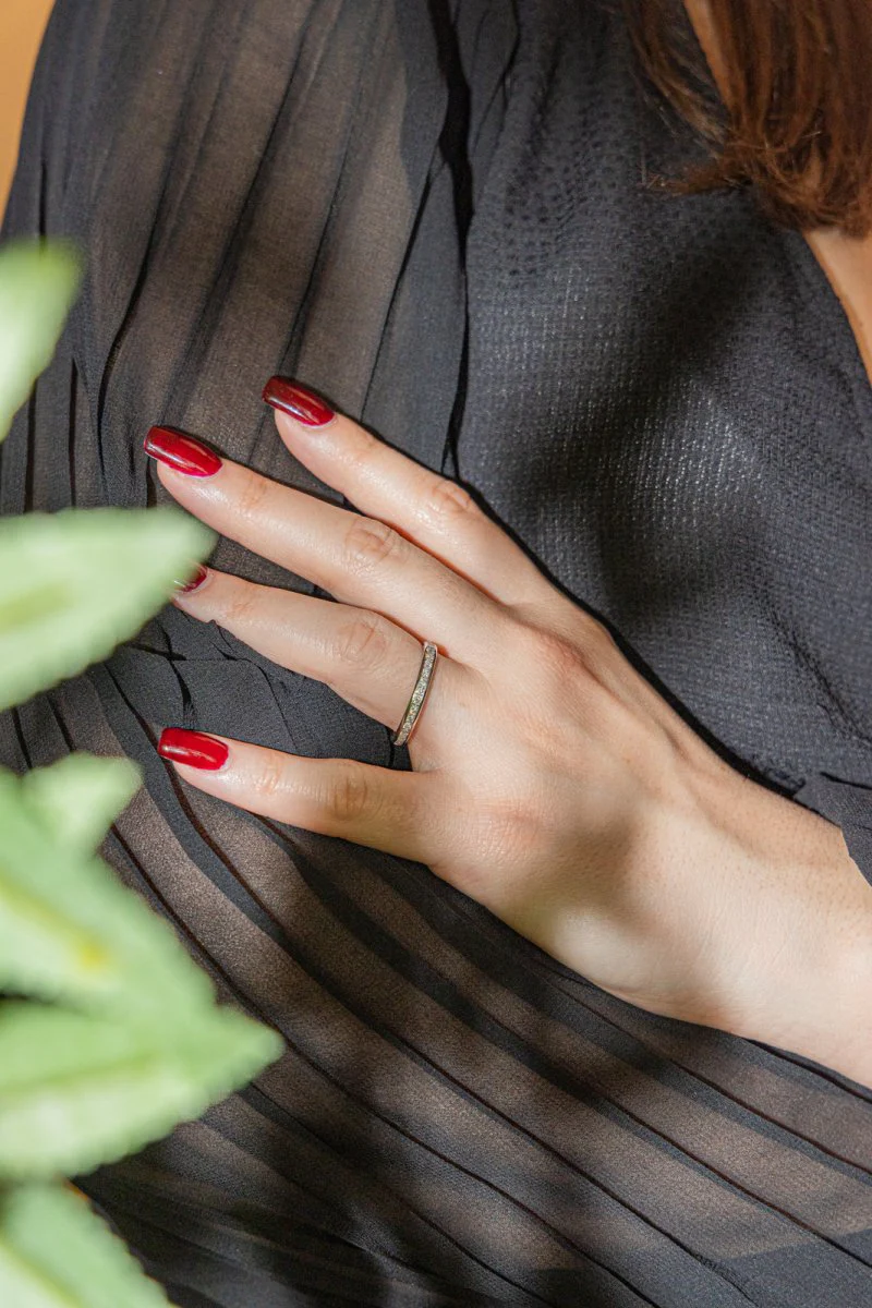 Bague Alliance Or blanc et Diamant - Image 2