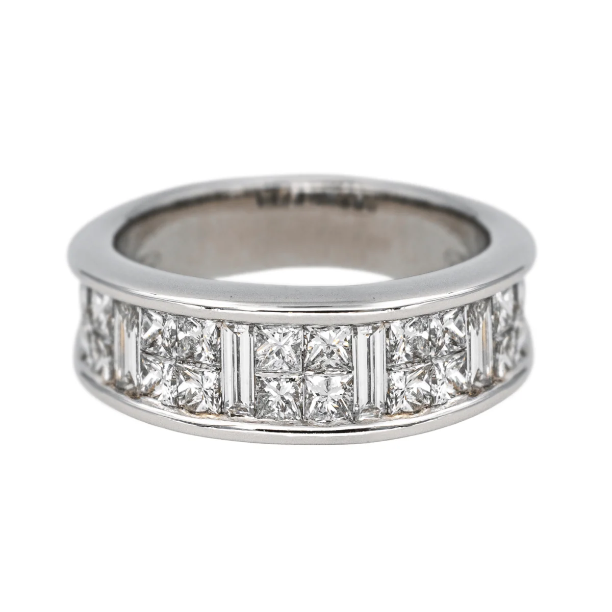 Bague Alliance en or blanc et diamants