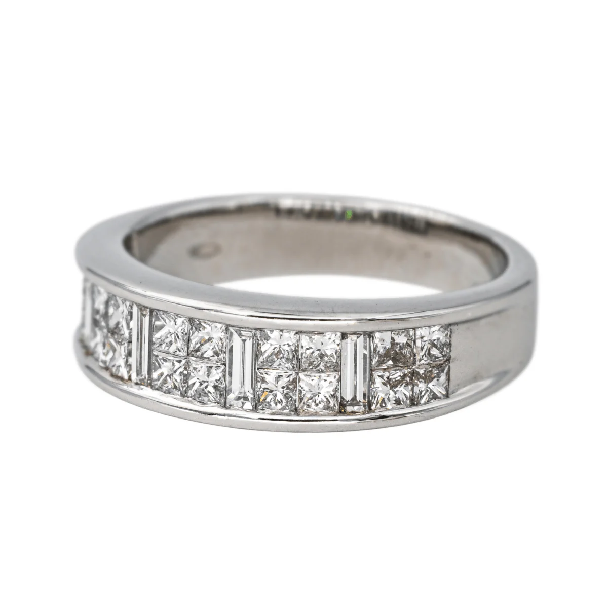 Bague Alliance en or blanc et diamants - Image 2