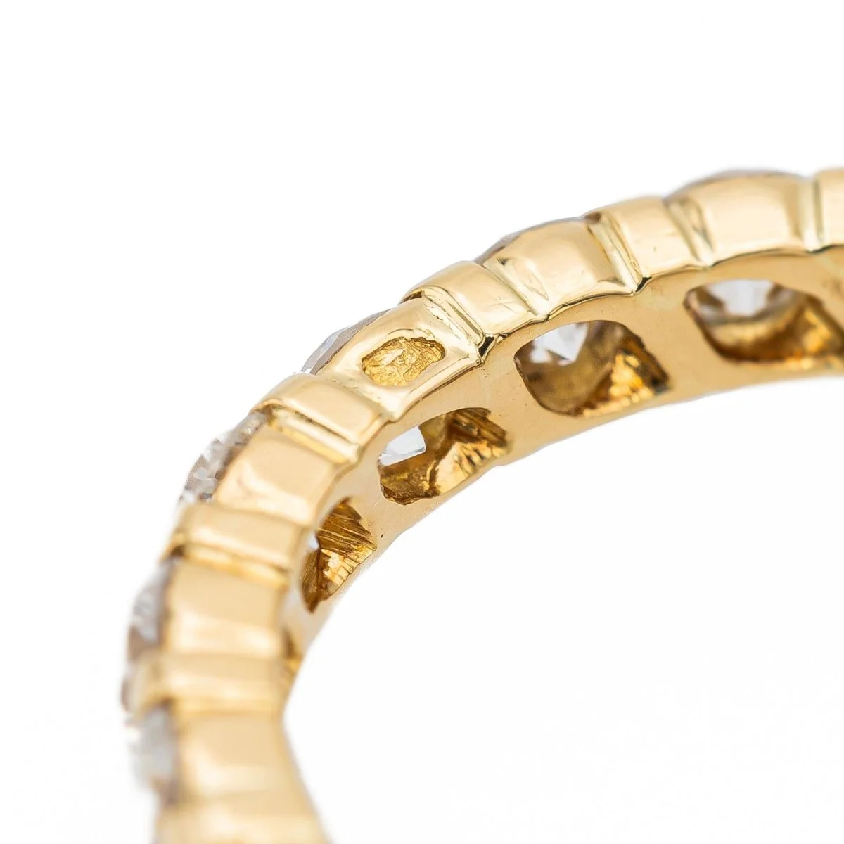 Bague Alliance en or jaune et diamants - Image 4