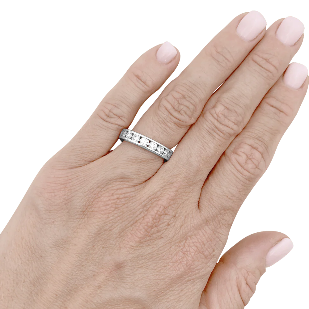Bague Alliance en or blanc et diamants - Image 2