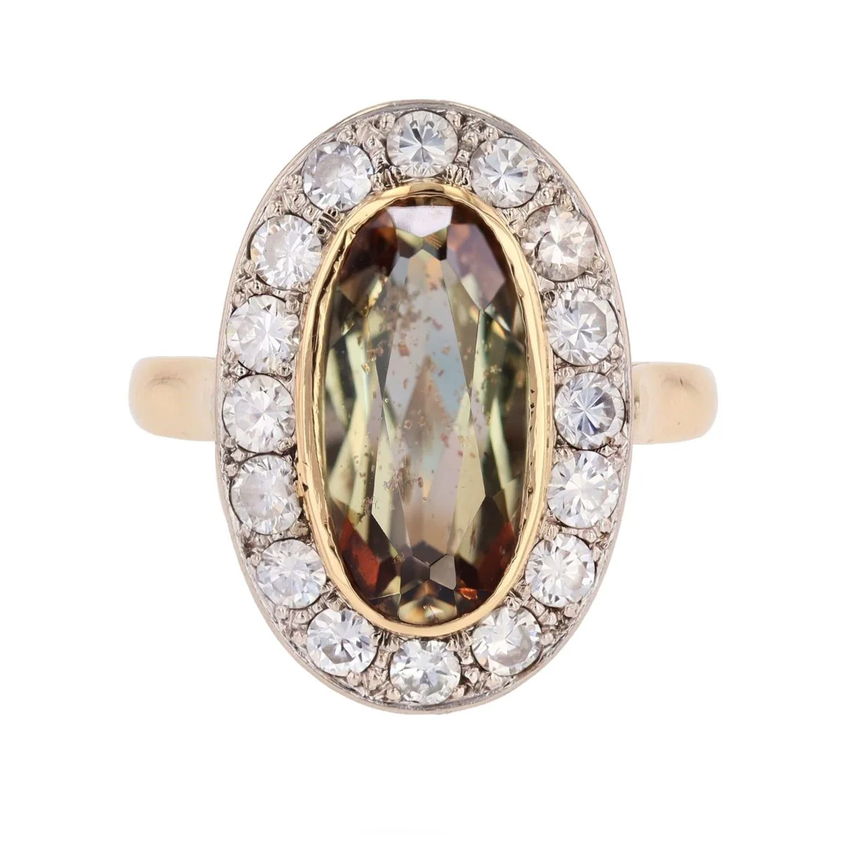 Bague Entourage en or jaune, platine, andalousite et diamants