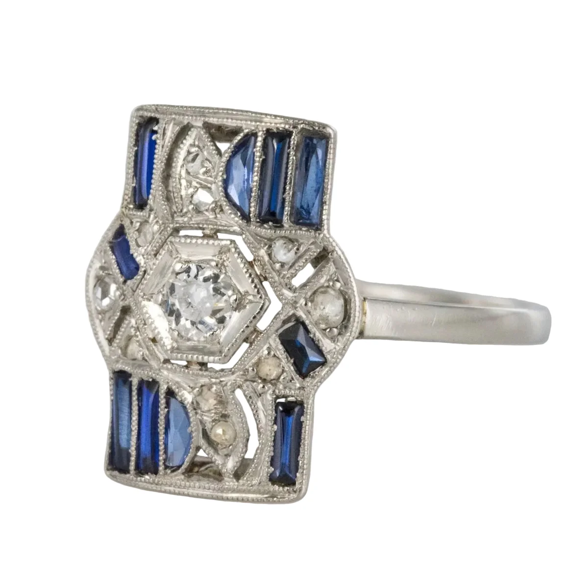 Bague Tank en or blanc, platine, saphirs et diamants - Image 3