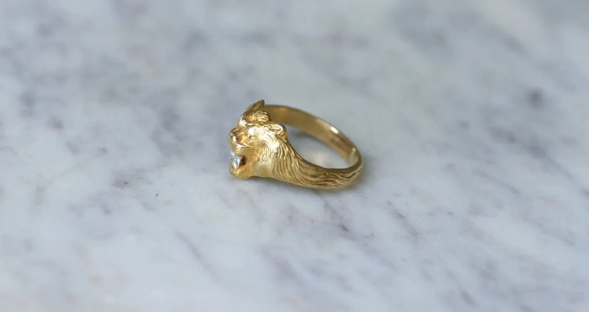 Bague Chevalière Lion Or Jaune et Diamant - Image 6