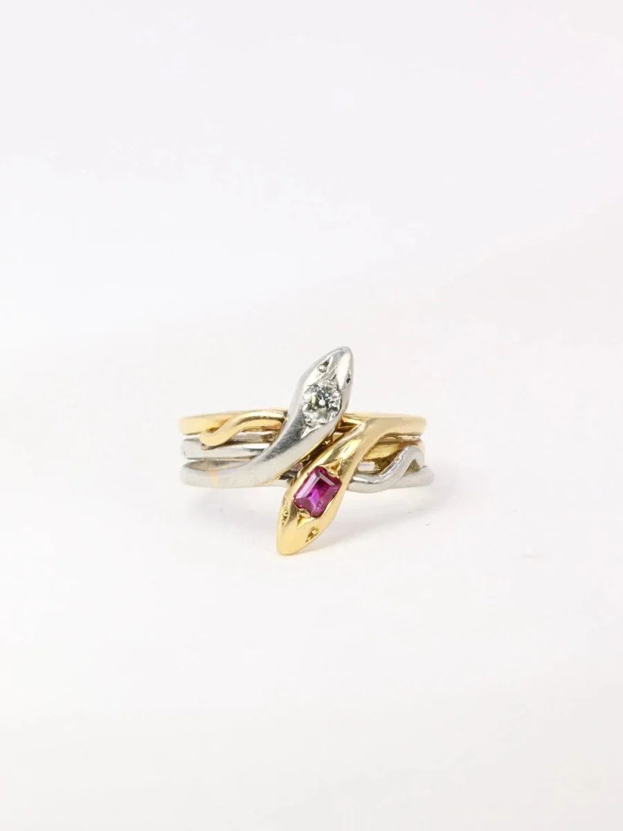 Bague ancienne deux serpents en or, diamant et rubis - XIXe siècle - Image 3